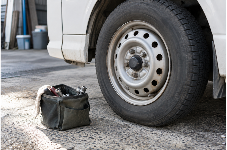 車両の費用を、月ごとだけで見ない。
