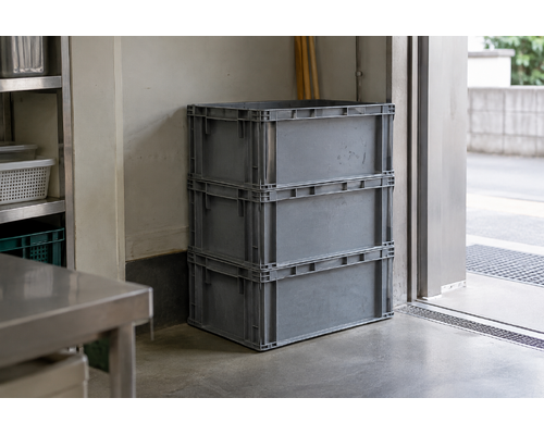 返す容器も、荷物のうち。