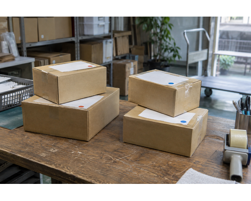 分けて届ける荷物は、まとまりを見える形に。