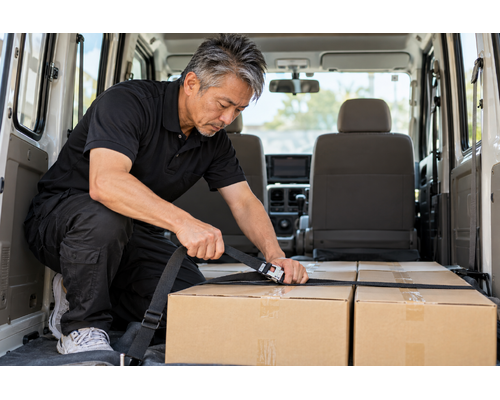 小さな荷物でも動かさない。軽バンの荷崩れを防ぐ考え方
