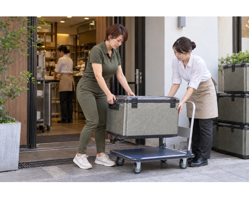 鶴見区のケータリング便。料理の受け渡しまでが1件配送