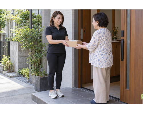 個人宅への配送、玄関先のひと言も大切に